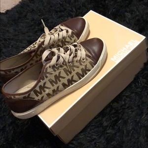 Micheal kors sneakers